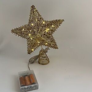 Transform Your Christmas Tree with‎ Stunning Decorative Light-Up Tree Toppers